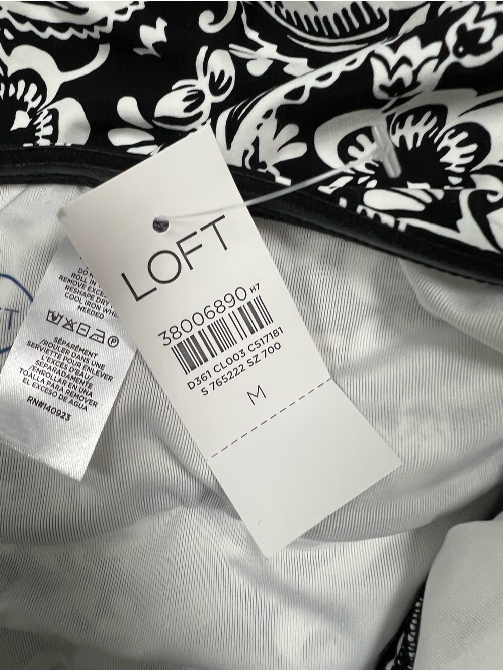 LOFT Beach Cutout Halter One Piece Swimsuit Medium Black White Floral NWT - Picture 16 of 16